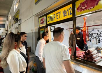 ТҮРКІСТАНДА САУДА САЛАСЫНДАҒЫ БАҚЫЛАУ КҮШЕЙТІЛІП, НАРЫҚТАҒЫ ТӘРТІП ҚАТАҢДАТЫЛУДА