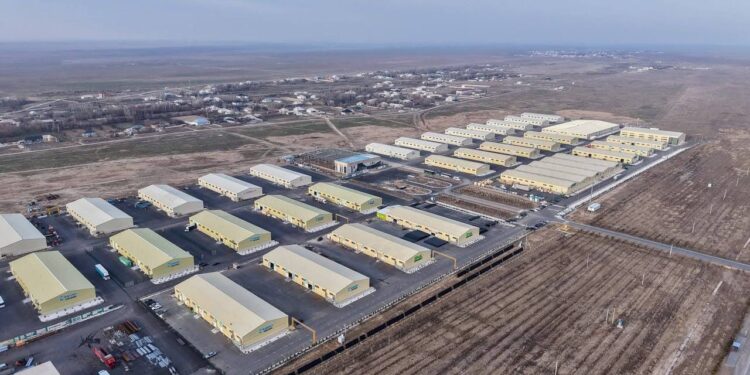ТҮРКІСТАНДАҒЫ ШАҒЫН ӨНДІРІСТІК ПАРКТЕР ТӘЖІРИБЕСІ ЕЛ КӨЛЕМІНДЕ ЕНГІЗІЛМЕК