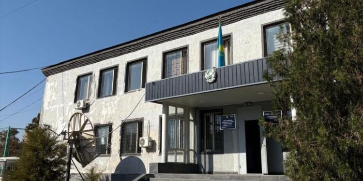 «АДАЛ АЗАМАТ КҮНІ»: ТӨЛЕБИ АУДАНДЫҚ ПОЛИЦИЯ БӨЛІМІНДЕ ТАҒЫЛЫМДЫ КЕЗДЕСУ ӨТТІ