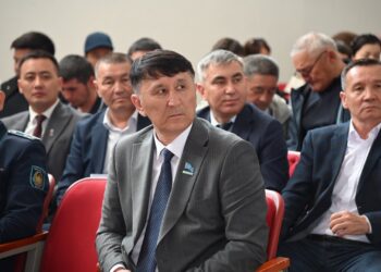 ҚЫЗЕМШЕК КЕНТІНДЕ ИНФРАҚҰРЫЛЫМДЫ ЖАҢҒЫРТУ ЖҰМЫСТАРЫ ЖАЛҒАСАДЫ