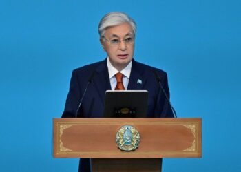 ТОҚАЕВ: ТҮРКІСТАН ОБЛЫСЫНЫҢ БІЛІМ САПАСЫН ЖЕРГІЛІКТІ АТҚАРУШЫ ОРГАНДАР ЖІТІ БАҚЫЛАУДА ҰСТАУЫ ҚАЖЕТ