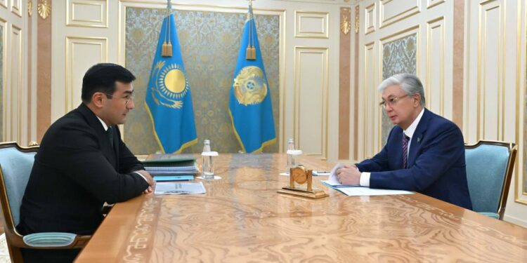 ТОҚАЕВ ШАҒЫН ЖӘНЕ ОРТА БИЗНЕСТІ ҚОЛДАУДЫ КҮШЕЙТУДІ ТАПСЫРДЫ