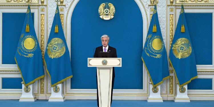 ХАЛЫҚАРАЛЫҚ ОЛИМПИАДА ЖЕҢІМПАЗДАРЫН ДАЙЫНДАҒАН ҰСТАЗДАР МАРАПАТТАЛДЫ