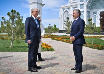 МИРЗИЁЕВ ТОҚАЕВТЫ ҚҰРЫЛТАЙ САЙЛАУЫНЫҢ СӘТТІ ӨТУІМЕН ҚҰТТЫҚТАДЫ