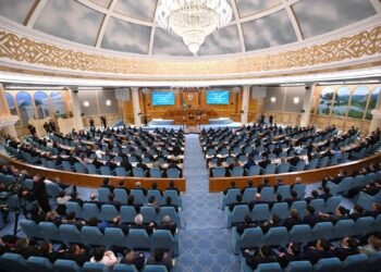 ҚҰРЫЛТАЙ ДЕПУТАТТАРЫ ХАЛЫҚ АМАНАТЫНА АДАЛ БОЛУЫ КЕРЕК